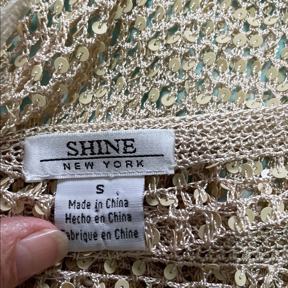 Sheer crochet top with sequins - Picture 6 of 6